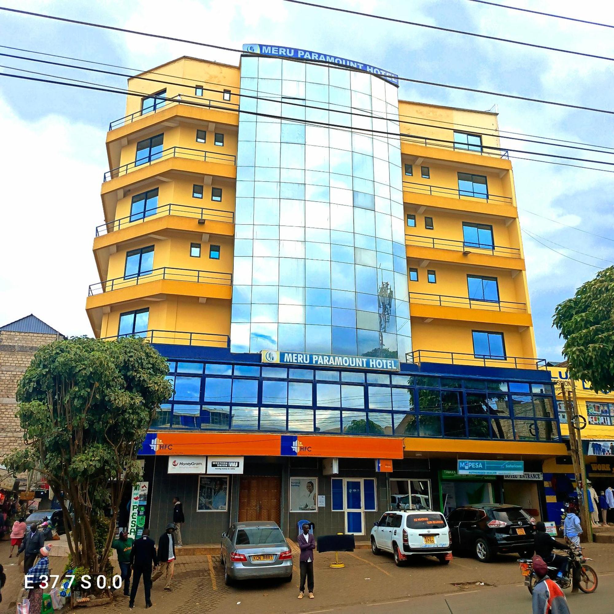 Meru Paramount Bagian luar foto