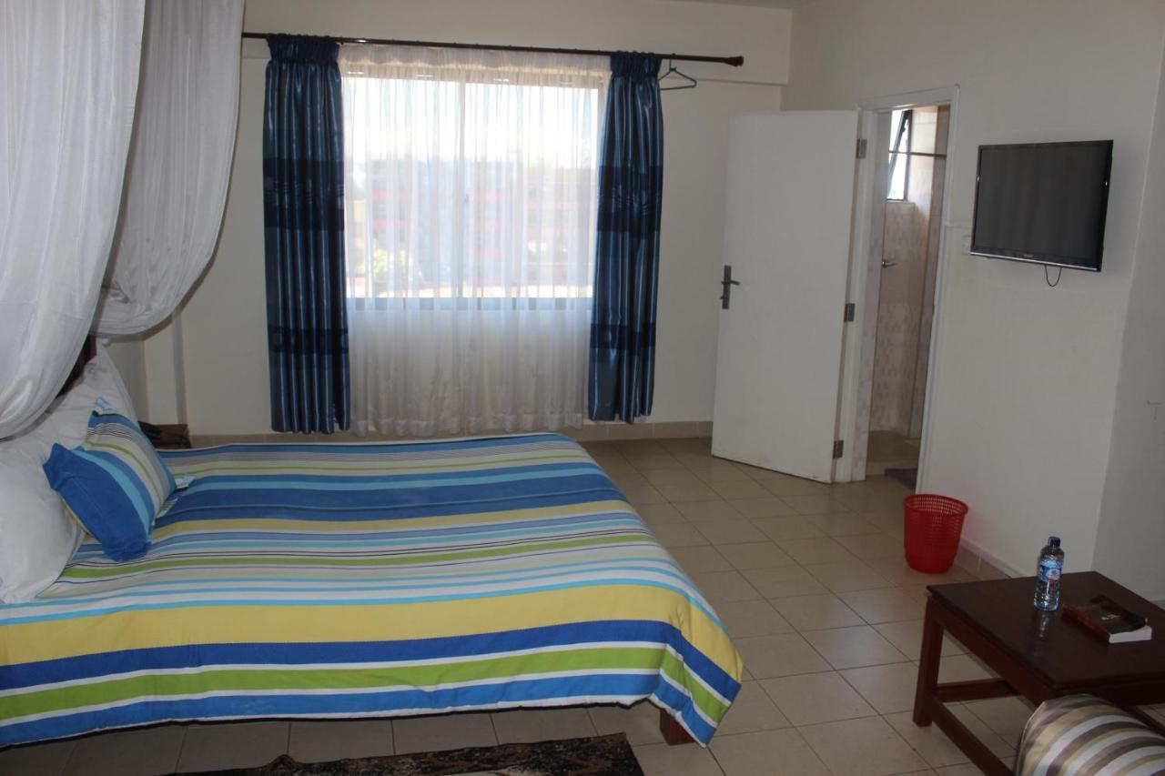 Meru Paramount Bagian luar foto